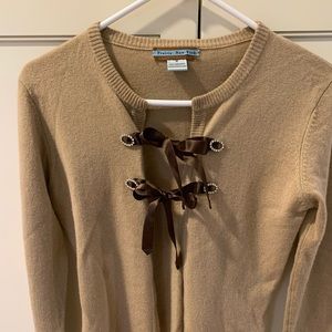 Prairie New York Woman’s 100% Cashmere Cardigan Sweater. Tan. Size Medium.